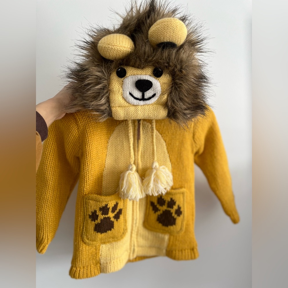 Kyber Outerwear lion knit vintage-inspired
